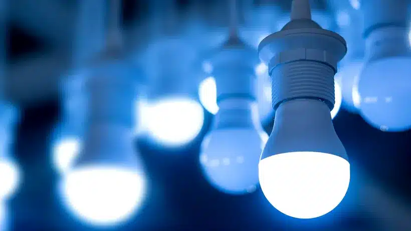 lumina-stinsa,-cravata-jos,-dusuri-reci-si-mai-putin-ceai-in-ibric!-cum-schimba-europa-regulile-jocului,-dar-si-cum-arata-lista-masurilor-luate-pentru-reducerea-consumului-de-energie