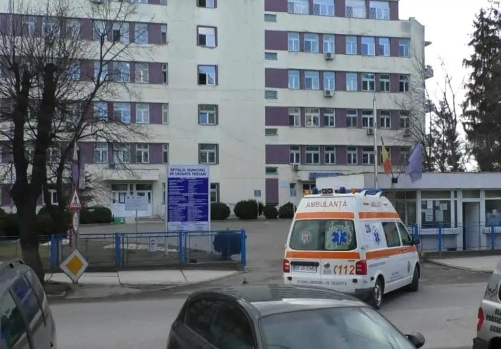Accident rutier în localitatea Tătăruși. Patru persoane transportate la spital