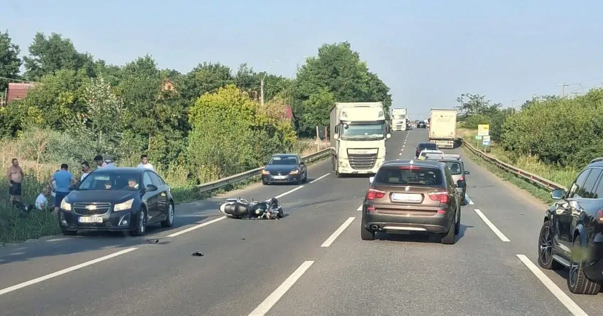 Accident rutier în județul Iași. Un motociclist, implicat în coliziune