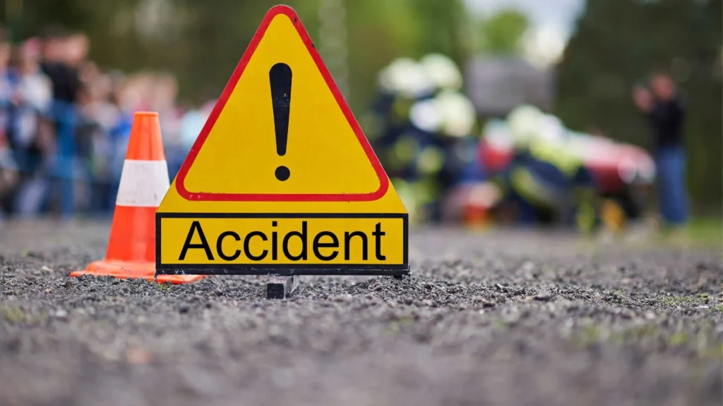 Accident rutier în comuna Stolniceni-Prăjescu. Un autoturism și o căruță, implicate în eveniment