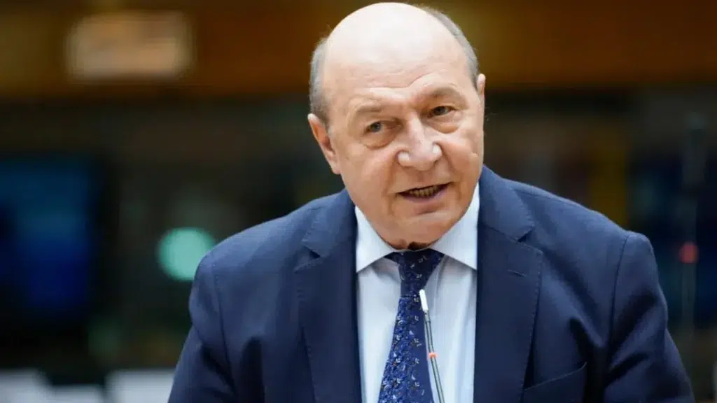 Băsescu îl critică pe Bolojan: a greșit fundamental politica de ieșire din criză prin creșterea taxelor